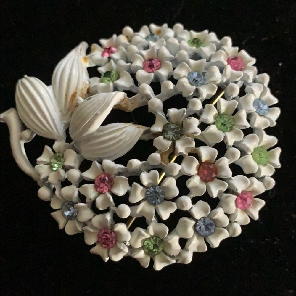 🔥Vintage earrings and brooche set - Picture 2 of 8